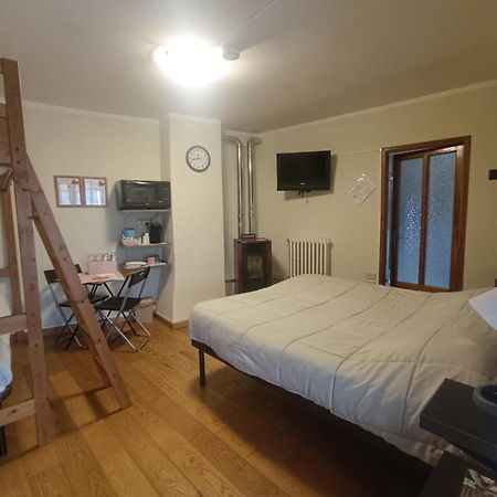 B&B La Marmotta Coazze Екстер'єр фото