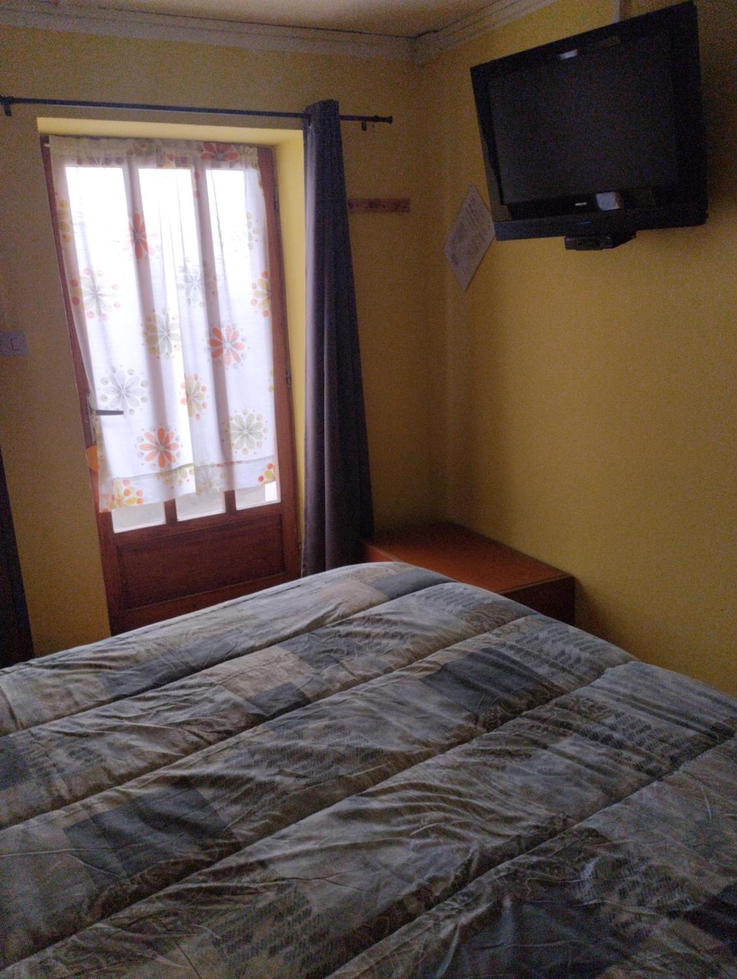 B&B La Marmotta Coazze Номер фото